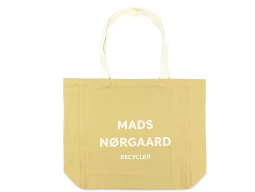 Mads Nørgaard Athene mulepose safari